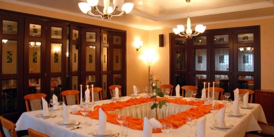 Viešbutis Suvalki kambariai apgyvendinimas restoranas konferencijos laisvalaikis Lenkijoje